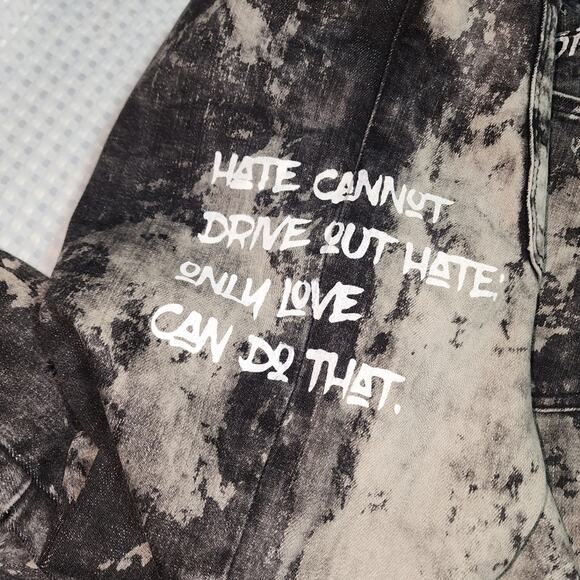 EMBELLISH EUC MENS UNISEX SIZE 36 x 35 HATE/LOVE DENIM BLACK JEANS - Picture 9 of 13